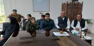 कानपुर: सपा विधायक इरफान सोलंकी ने किया सरेंडर, रोते हुए पहुंचे पुलिस कमिश्नर आवास, भाई रिजवान भी रहा मौजूद Kanpur Irfan Solanki surrendered