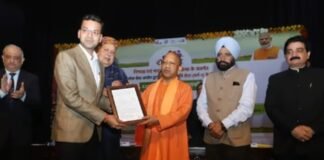 लखनऊ: CM योगी ने 431 वरिष्ठ प्राविधिक सहायकों को सौंपा नियुक्ति पत्र, कहा- अपने क्षेत्र में ईमानदारी से प्रदेश के विकास में दें सहयोग CM Yogi Adityanath appointment letters