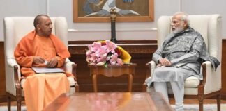 दिल्ली में प्रधानमंत्री मोदी से मिले CM योगी आदित्यनाथ, UP ग्लोबल इन्वेस्टर्स समिट-2023 पर हुई चर्चा CM Yogi Adityanath