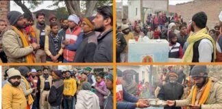 एटा में 35 लोगों ने की घर वापसी, 1995 में गुमराह कर बनाए गए थे ईसाई, अब मंदिर में हवन कर फिर बने हिंदू Etah 35 Christians ghar wapsi