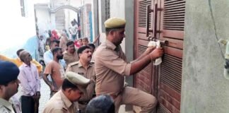 मेरठ में पुलिस की बड़ी कार्रवाई, अंतर्राष्ट्रीय गोतस्कर अकबर बंजारा गैंग की 6 करोड़ की कोठी जब्त Meerut cattle smuggler akbar banjara