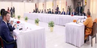 दुनिया को नई प्रेरणा प्रदान कर रहा भारत का ध्येय वाक्य ‘वसुधैव कुटुम्बकम’, विदेशी यंग लीडर्स संग बैठक में बोले CM योगी