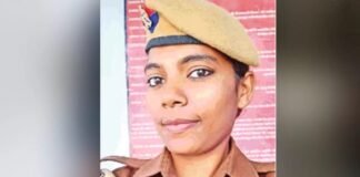 कासगंज में सामने आया महिला सिपाही का फर्जीवाड़ा, 4 हजार रुपए का आय प्रमाणपत्र लगाकर हासिल की बीएडी की स्कॉलरशिप, अफसर हैरान Kasganj Lady constable beenu