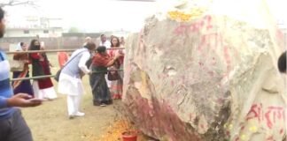 रामनगरी अयोध्या में शालिग्राम शिलाओं का भव्य स्वागत, आज मंदिर ट्रस्ट को सौंपी जाएंगी दोनों शिलाएं, पूजा-अर्चना जारी Shilgram Shila Ayodhya