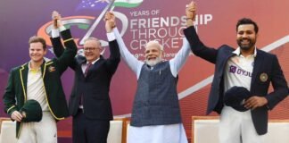 IND vs AUS: ऑस्ट्रेलिया ने टॉस जीतकर पहले बल्लेबाजी करने का लिया फैसला, दोनों देशों के प्रधानमंत्री मैदान में ही मौजूद IND vs AUS