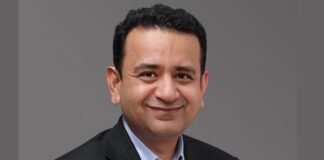 Infosys के प्रेसिडेंट मोहित जोशी ने दिया इस्तीफा, Tech Mahindra के होंगे अगले एमडी और सीईओ Infosys President Mohit Joshi