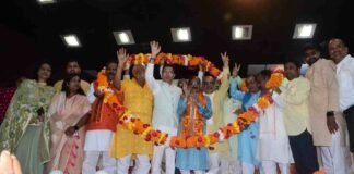 योगी के कार्यों से मिली जीत, पहली बार भाजपा के 17 महापौर ने ली ‘विकास की शपथ’