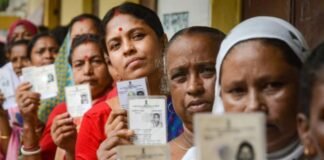 UP By Election: रामपुर की स्वार विधानसभा सीट पर 11 बजे तक 18.40 और छानबे सीट पर 19.16 प्रतिशत मतदान Swar Chhanbey Voting