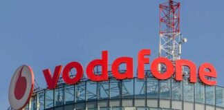 Vodafone में फिर होगी छंटनी, 3 साल में निकाले जाएंगे 11,000 कर्मचारी, CEO ने खराब परफॉर्मेंस का दिया हवाला Vodafone