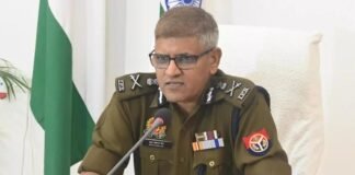 वाराणसी: 92 लाख रुपए बरामदगी के मामले में इंस्पेक्टर समेत 7 पुलिसकर्मी बर्खास्त, संदिग्ध पाई गई थी भूमिका Varanasi recovery of 92 lakh rupees