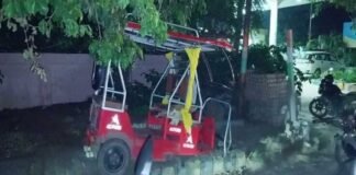 कन्नौज: CO सिटी की तेज रफ्तार कार ने सवारियों से भरे ई-रिक्शा को मारी जोरदार टक्कर, वीडियो बनाने पर भागा ड्राइवर Kannauj CO City
