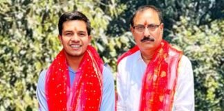 लखनऊ: BJP विधायक के फ्लैट में कर्मचारी ने की खुदकुशी, फांसी के फंदे से लटका मिला शव Yogesh Shukla Flat