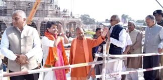 अयोध्या: CM योगी व ज्योतिरादित्य सिंधिया ने निर्माणाधीन राम मंदिर और एयरपोर्ट का किया निरीक्षण Ayodhya CM Yogi Adityanath