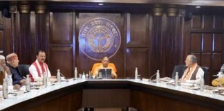 Yogi Cabinet Meeting: 19 प्रस्तावों पर लगी मुहर, NCR के 2.40 लाख फ्लैट बायर्स को बड़ी राहत, आबकारी नीति 2024-25 को मंजूरी Yogi Cabinet Meeting