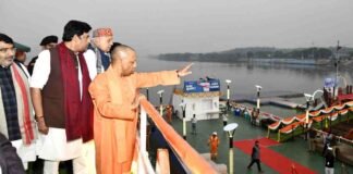CM योगी ने रामगढ़ताल में ‘लेक क्वीन क्रूज’ का किया उद्घाटन, कहा- क्रूज सेवा से पर्यटन और रोजगार सृजन का होगा विस्तार