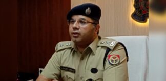 गोरखपुर: जामवंत और भीम के चक्कर में दारोगा और 3 सिपाहियों पर गिरी गाज, SSP ने की बड़ी कार्रवाई Gorakhpur