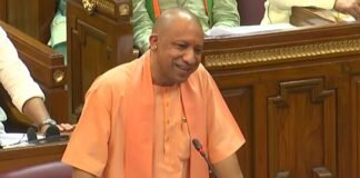 UP: जयंत चौधरी को लेकर CM योगी ने अखिलेश पर साधा निशाना, बोले- आपके साथ रहने को कोई तैयार नहीं, पता नहीं कब धोखा दे दें CM Yogi Adityanath