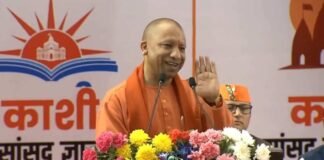 वाराणसी: CM योगी ने कहा- पीएम मोदी की प्रेरणा और प्रयास से संयुक्त अरब अमीरात में बना पहला हिंदू मंदिर CM Yogi Adityanath