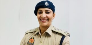 आगरा: DSP लक्ष्मी सिंह के खिलाफ धोखाधड़ी का मुकदमा दर्ज, कोर्ट ऑर्डर के तथ्य छिपाकर प्रमोशन पाने का आरोप DSP Laxmi Singh Chauhan