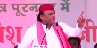 Pilibhit: अखिलेश ने चुनावी सभा को किया संबोधित, बोले- पीलीभीत का नाम सुनकर पीला हो रहा भाजपा नेताओं का चेहरा Akhilesh Yadav
