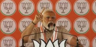 अलीगढ़: PM मोदी ने विपक्ष को लिया आड़े हाथ, बोले- आपकी संपत्ति पर है इंडी गठबंधन की नजर PM Narendra Modi