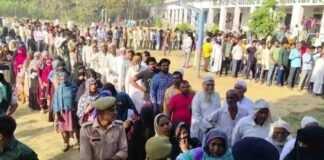 Lok Sabha Election 2024: दूसरे चरण में यूपी की 8 सीटों पर मतदान जारी, दोपहर 1 बजे तक 35.73 प्रतिशत वोटिंग Lok Sabha Election 2024