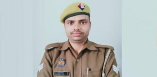 वाराणसी: सिपाही ने फांसी लगाकर की आत्महत्या, पत्नी से किसी बात को लेकर चल रहा था विवाद varanasi