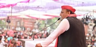 बदायूं में BJP सरकार पर बरसे अखिलेश, बोले- वैक्सीन लगवाई तो निशुल्क ECG भी कराएं, पता नहीं कब किसे हार्ट अटैक आ जाए Akhilesh Yadav