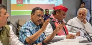 लखनऊ: CM केजरीवाल ने कहा- मोदी की सरकार बनते ही हटाए जाएंगे योगी, अखिलश बोले- 140 सीटों से ज्यादा नहीं जीतेगी BJP Arvind Kejriwal