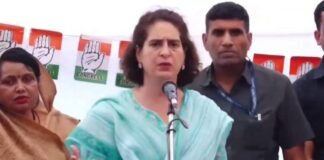 रायबरेली: प्रियंका गांधी ने पीएम मोदी पर साधा निशाना, बोलीं- आपकी मदद करने की जगह थमा दिया 5 किलो राशन का बोरा Priyanka Gandhi Vadra