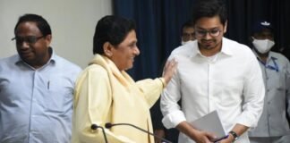 Akash Anand: ‘आपका आदेश सिर माथे पे..’, मायावती की कार्रवाई के बाद आकाश आनंद ने किया भावुक पोस्ट Akash Anand