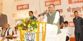 5 लाख वोटों से जीत रहे राजनाथ सिंह, मोदी सरकार सबके लिए कर रही काम: संजय सेठ