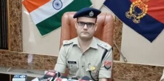 मेरठ: SSP रोहित सिंह सजवाण की बड़ी कार्रवाई, 37 कांस्टेबल और हेड कांस्टेबल लाइन हाजिर, ये है पूरा मामला… Meerut