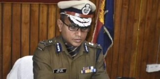 कानपुर में पुलिस कमिश्नर की बड़ी कार्रवाई, 8 दारोगा और 3 सिपाहियों को किया निलंबित Kanpur