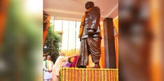 सीएम योगी ने डॉ श्यामा प्रसाद मुखर्जी को दी श्रद्धांजलि, कहा- 370 हटाकर प्रधानमंत्री मोदी ने डॉ. मुखर्जी के सपनों को किया पूरा