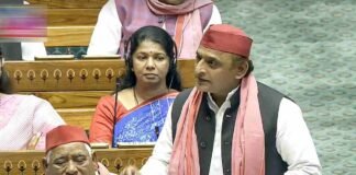 ‘UP में चल जाता है बुलडोजर’, लोकसभा में अखिलेश यादव ने की योगी की तारीफ, पूछा- यहां सरकार चलाएगी बुलडोजर?