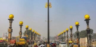 अयोध्या: राम पथ और भक्ति पथ पर लगी 3800 बैंबू लाइट व 36 गोबो प्रोजेक्टर लाइट चोरी Ayodhya