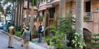 UP: नोएडा विकास प्राधिकरण के निलंबित OSD रवींद्र सिंह यादव के ठिकानों पर विजलेंस की रेड, अकूत संपत्ति का खुलासा osd ravindra singh yadav