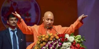औरंगजेब के वंशज अब रिक्शा चला रहे, मंदिर न तोड़े होते तो आज ये नहीं देखते: योगी