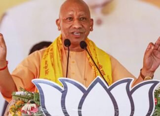 खुशखबरी! यूपी के शिक्षा मित्रों को बड़ा तोहफा, सरकार ने जारी किया 250 करोड़ का बजट CM-YOGI