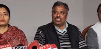 UP: आशीष पटेल के पूर्व OSD का दावा- मंत्री को कई बार चेताया, लेकिन नहीं रोकी डीपीसी, बोले- अब मिल रही धमकियां former osd Rajbahadur Singh