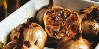 भुना लहसुन कई स्वास्थ्य समस्याओं से दिलाएगा छुटकारा, ऐसे करे सेवन! Rosted garlic.