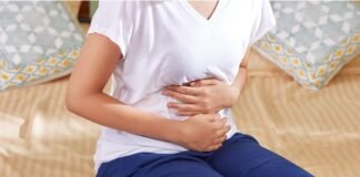 पेट के ऊपरी हिस्से में होता है दर्द? जानें इसके संभावित कारण और बचाव के उपाय stomach ache