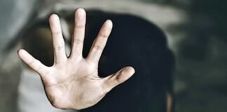 संतकबीरनगर में 12वीं की छात्रा की बनाई अश्लील वीडियो, फिर दो किशोरों ने ब्लैकमेल कर बनाए अनैतिक संबंध