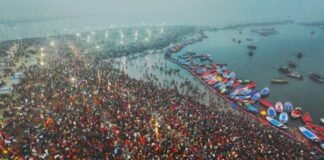 Mahakumbh 2025: संगम पर आस्था का अंतिम स्नान कल, श्रद्धालुओं का उमड़ा सैलाब Mahakumbh 2025