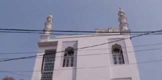 गोरखपुर में तीन मंजिला मस्जिद पर चलेगा बुलडोज़र, GDA ने दिया 15 दिन का अल्टीमेटम