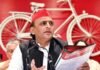 लखनऊ : अखिलेश यादव के जन्मदिन की पूर्व संध्या पर शीरोज कैफे में धूम, एसिड अटैक सर्वाइवर्स के साथ मनाया जश्न