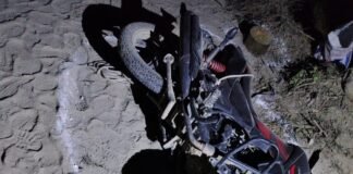 कुशीनगर पुलिस ने मुठभेड़ में 25 हजार के इनामी पशु तस्कर को किया ढेर, एक अवैध तमंचा, कारतूस और मोटरसाइकिल बरामद