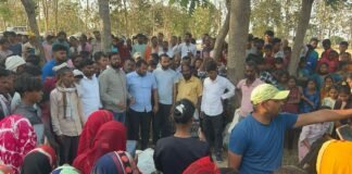 समाजवादी पार्टी के सुल्तानपुर के सांसद को ग्रामीणों ने मुर्दाबाद नारा लगाकर वापस भेजा