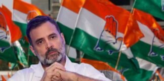 लखनऊ कोर्ट ने राहुल गांधी पर वीर सावरकर पर टिप्पणी करने के मामले में ठोका जुर्माना